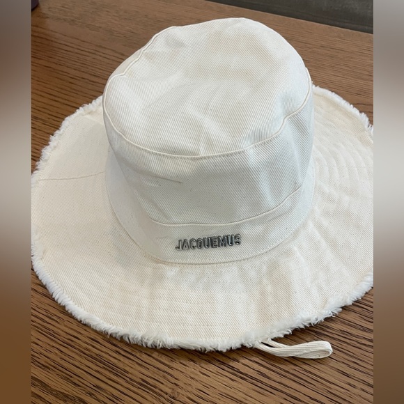 Jacquemus Ivory Textured Hat - Picture 1 of 5